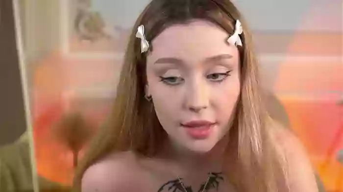 ella_knockers_xl