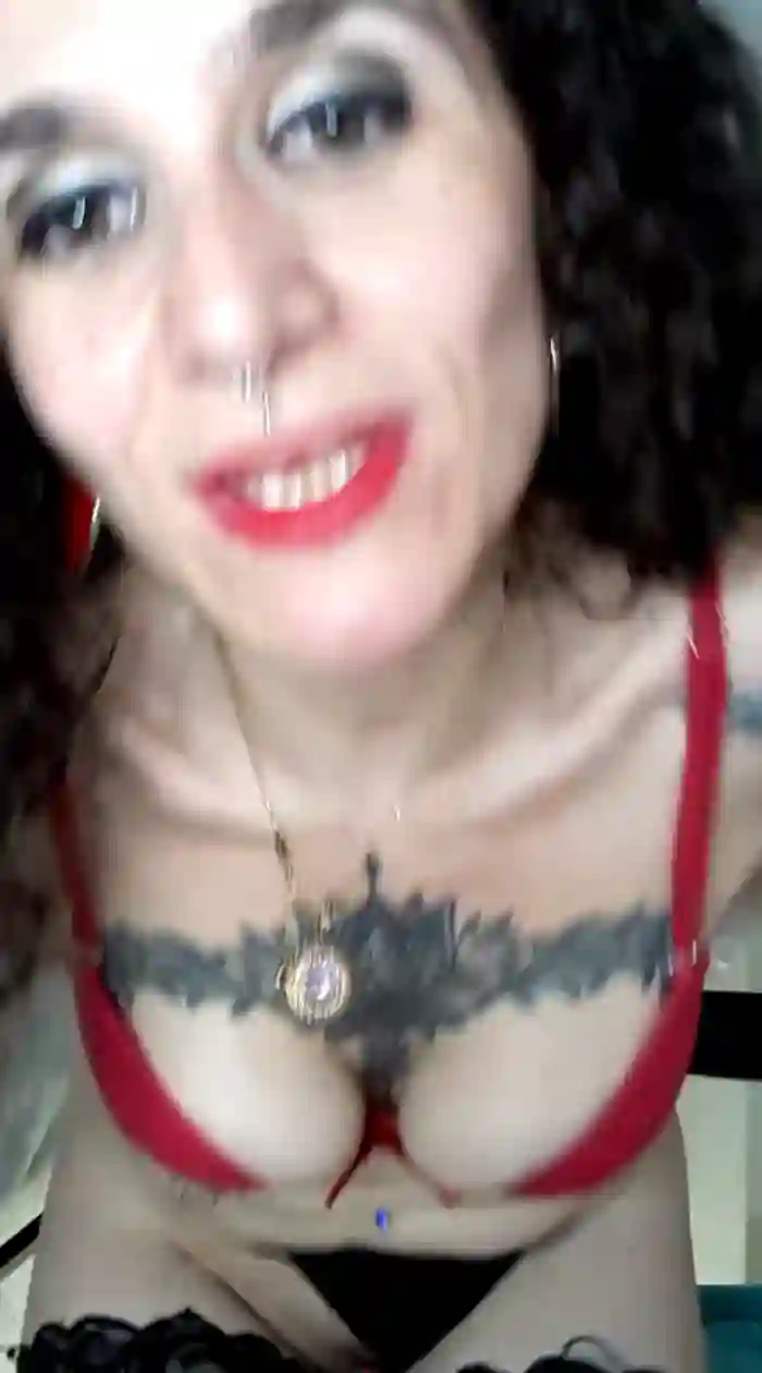 Valentina_sweetpoison