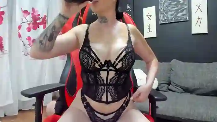 Rayanablackandwhite