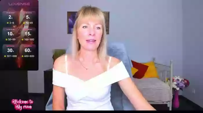 Anita_Tayson