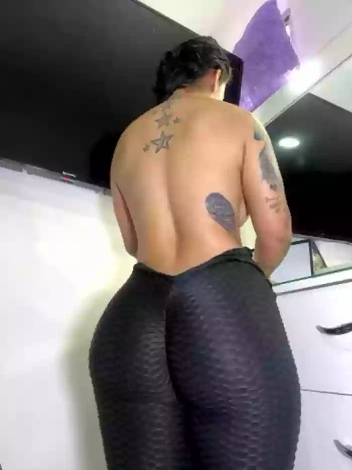 lau_ass_goddess