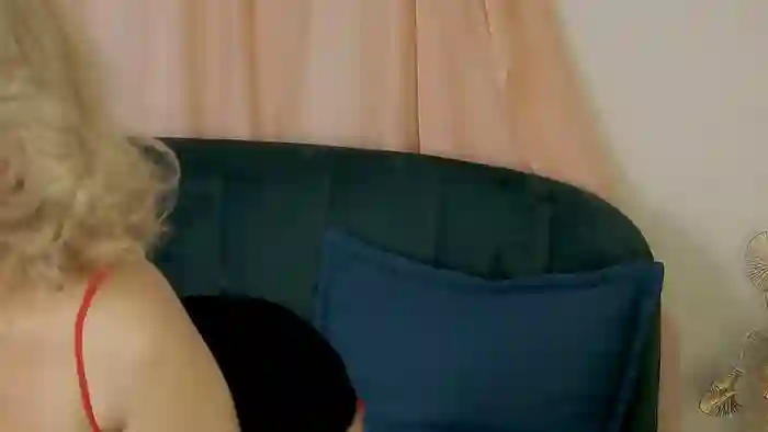 ClassyTinaa