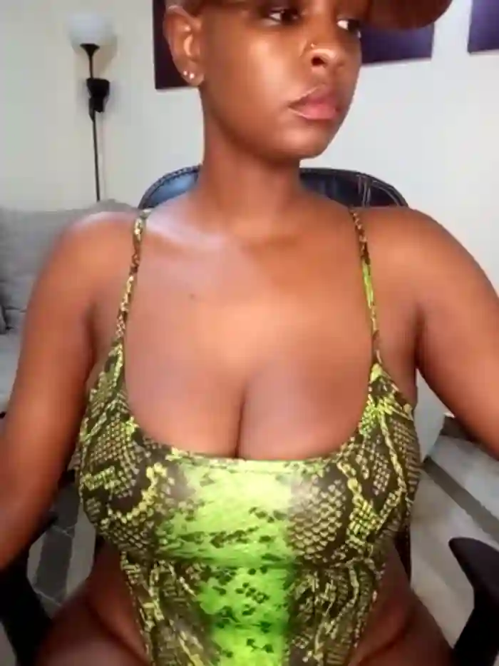 Sexy_panda69