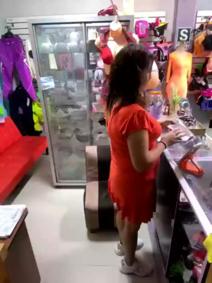 BUSTY-STORE-LAROSALIA1XXX