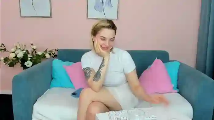 Alicia-Luv