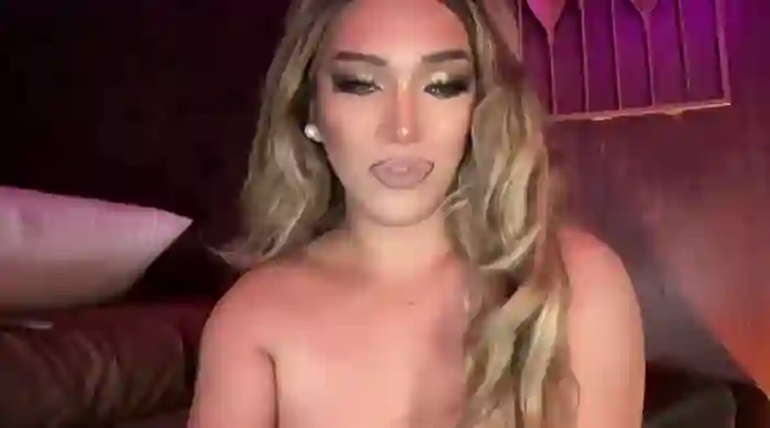 Lo_la_69