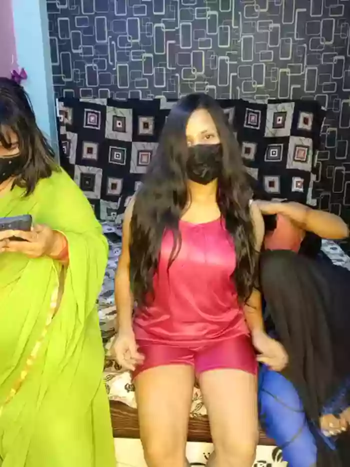 Indian_hotmilfs