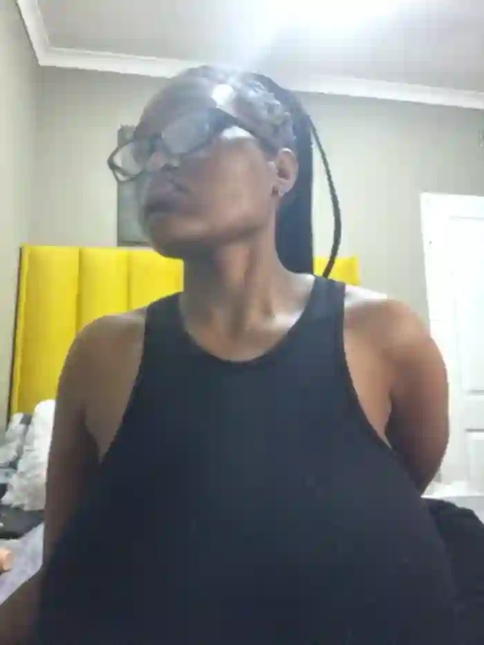 Bustygoddess32