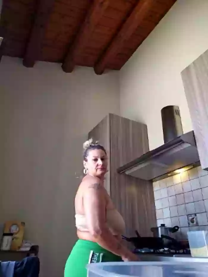 CRHYSTEL