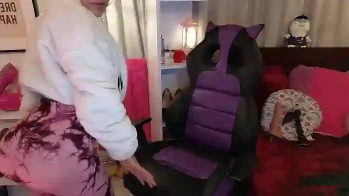 Scarlett_collins02