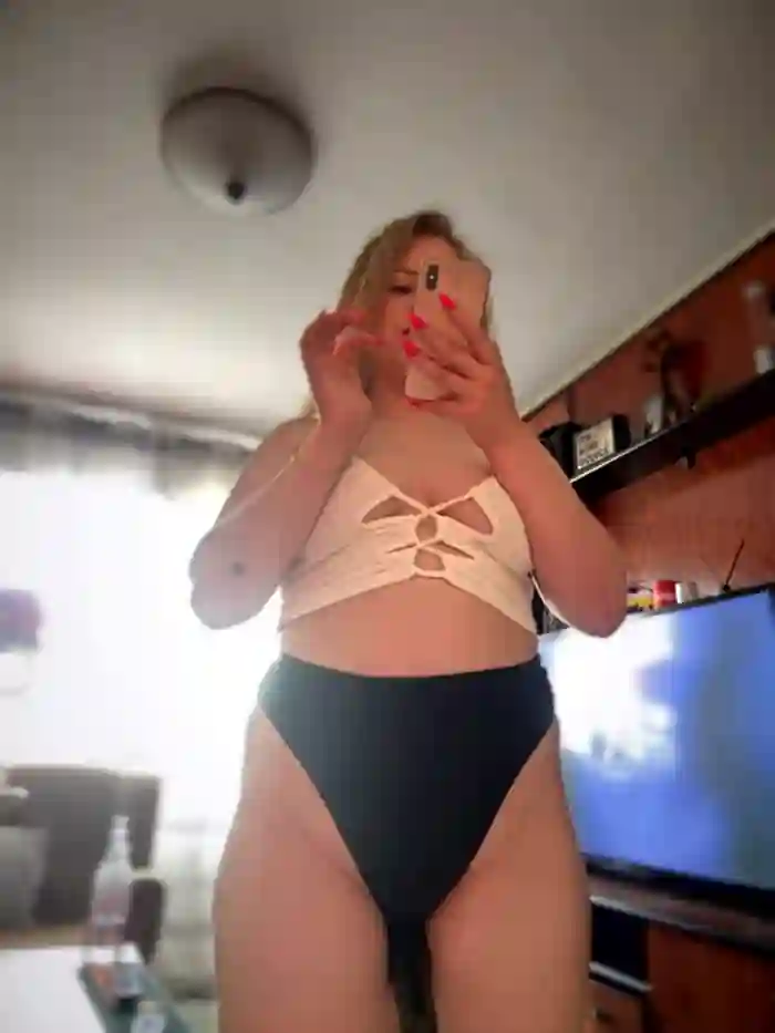 AlisaWhite