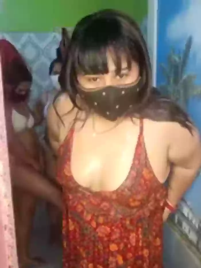 Indian_hotmilfs