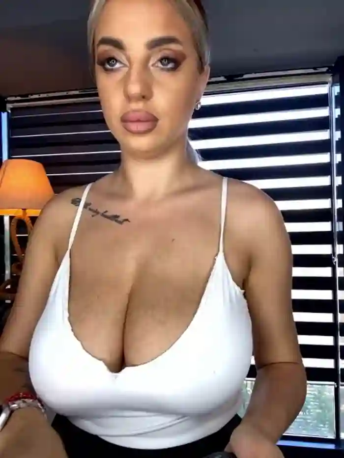 CassieJollie
