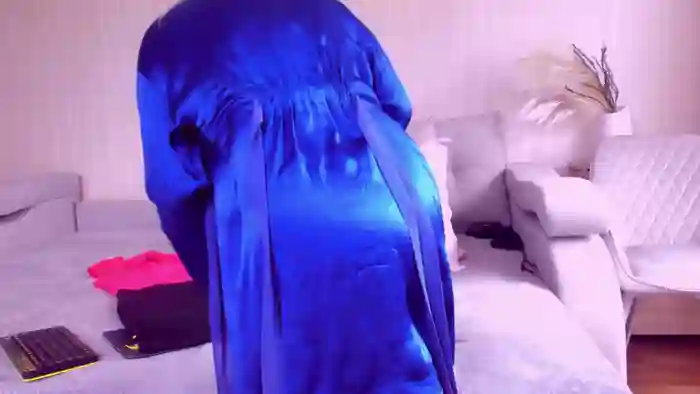 elza_mature
