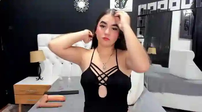Naahomi