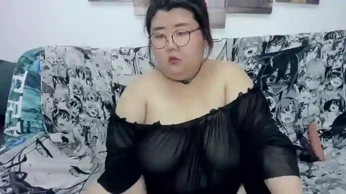 Nadine_asian