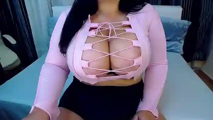 Valeri_wow_Boobs