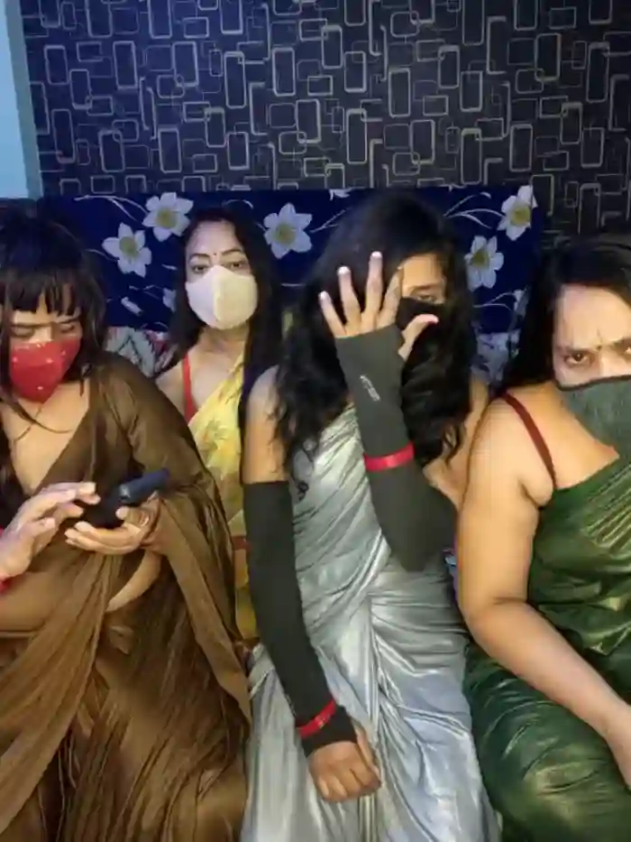 Indian_hotmilfs