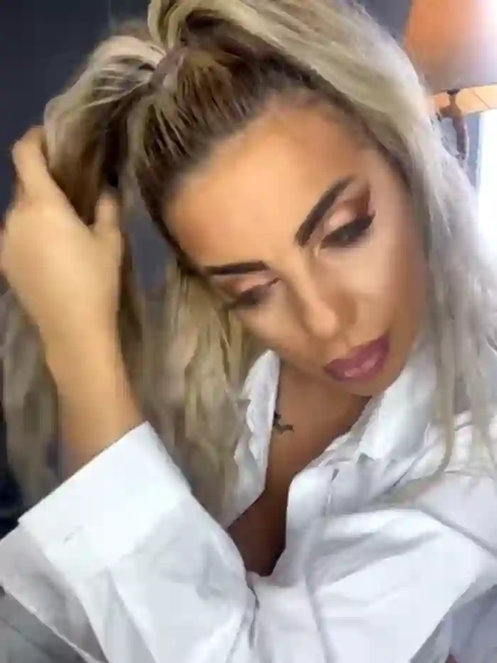 CassieJollie