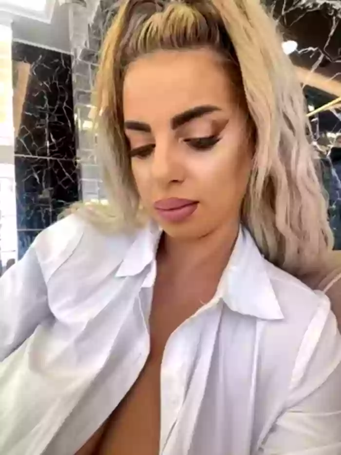 CassieJollie