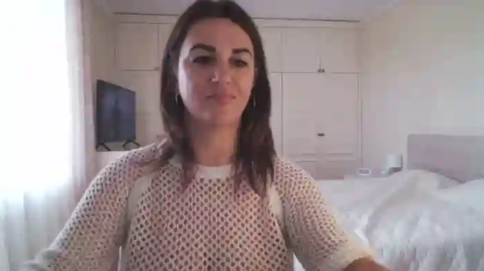 Dina0908