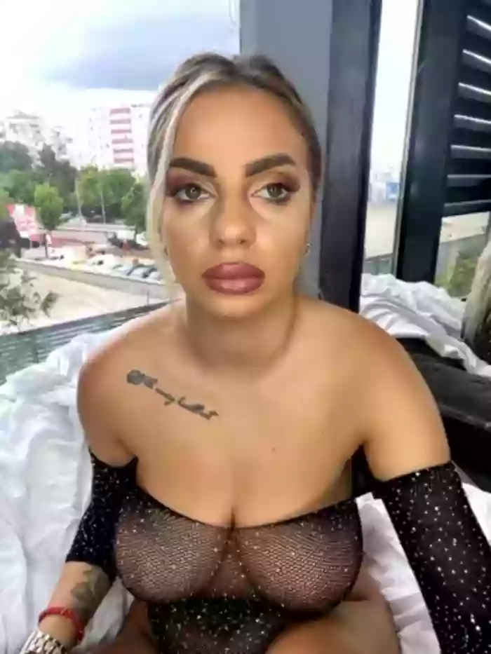 CassieJollie
