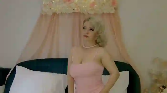ClassyTinaa
