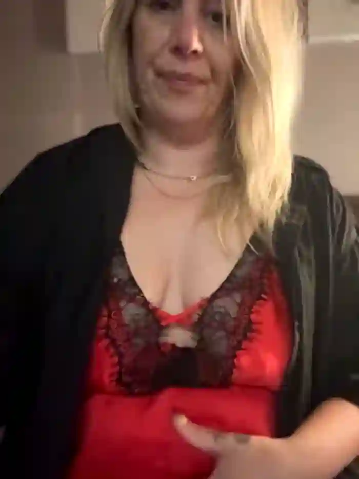 blondebitch2