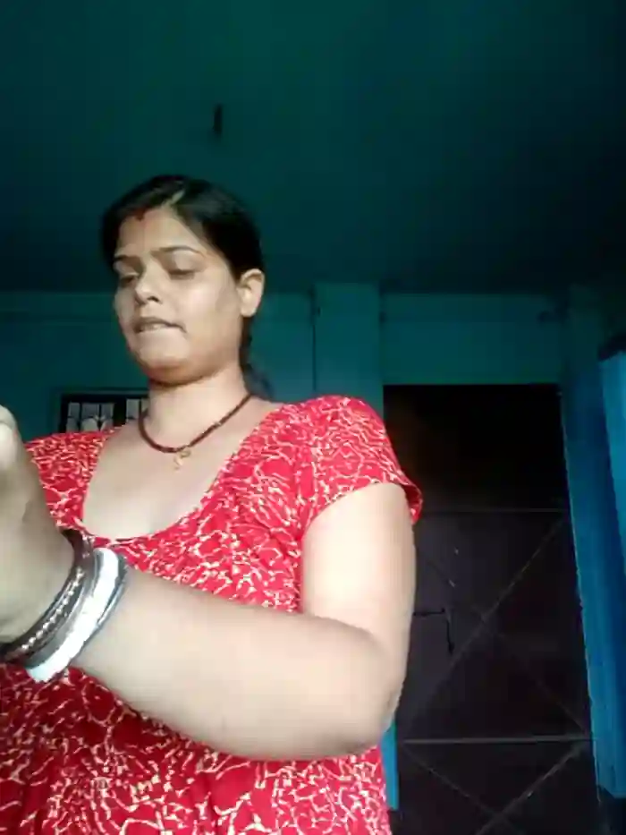 Hot_Pakhi