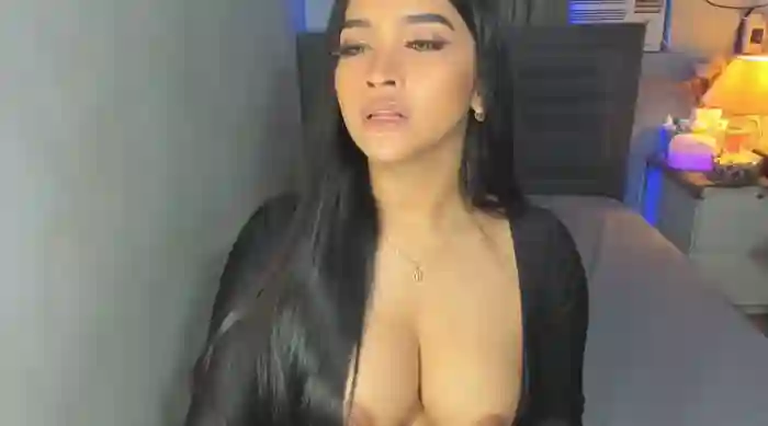 PrettyYoungHugeCockTS