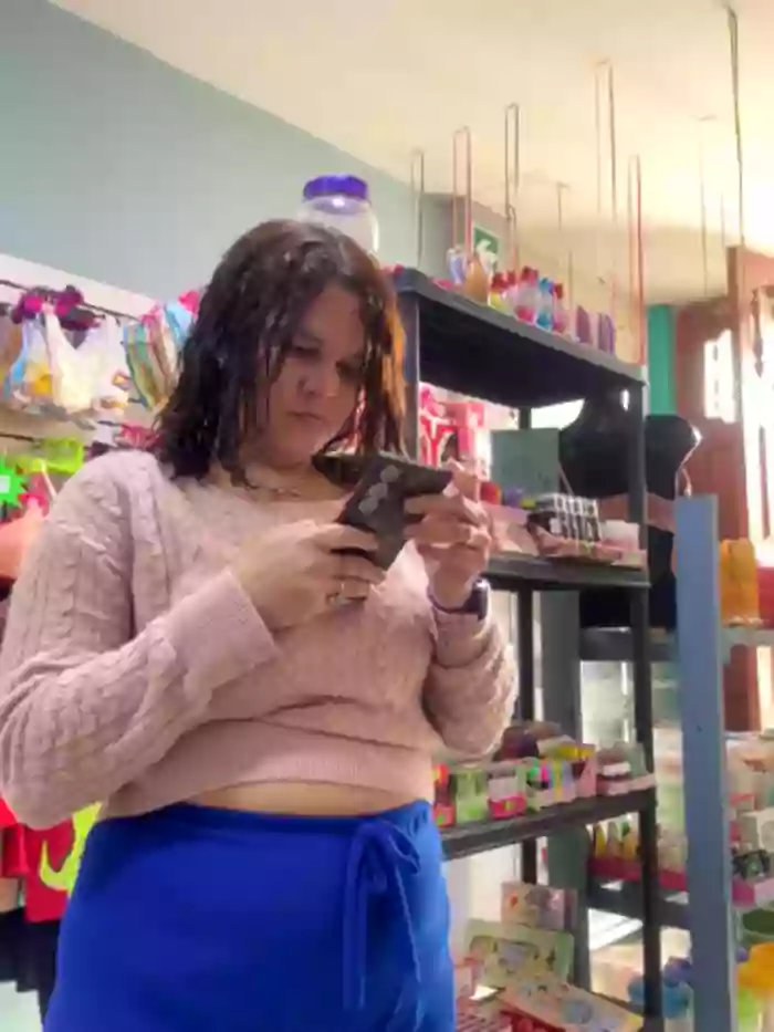 BUSTY-STORE-LAROSALIA1XXX