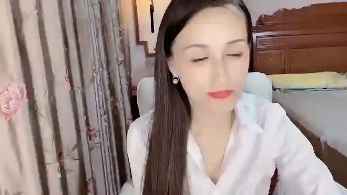 QiQi77
