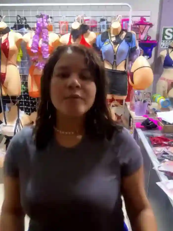 BUSTY-STORE-LAROSALIA1XXX