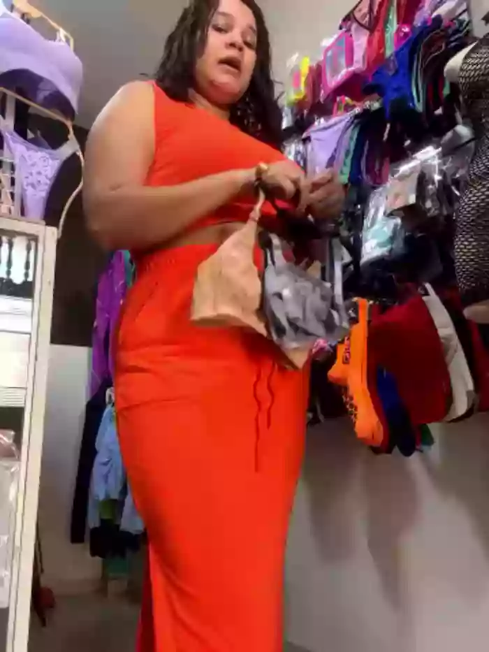 BUSTY-STORE-LAROSALIA1XXX