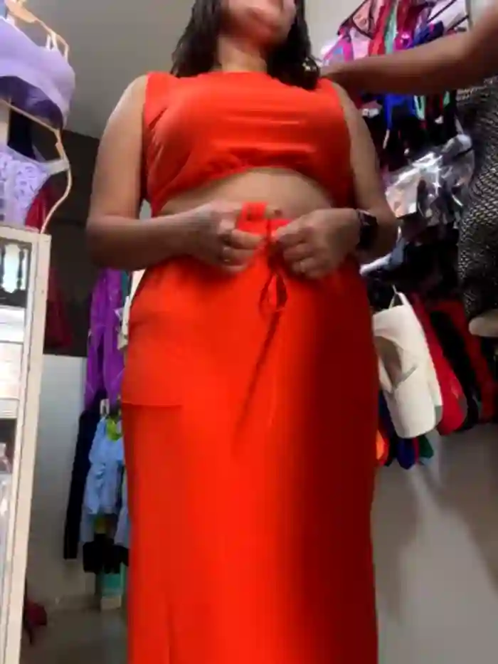 BUSTY-STORE-LAROSALIA1XXX