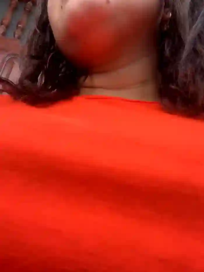 BUSTY-STORE-LAROSALIA1XXX