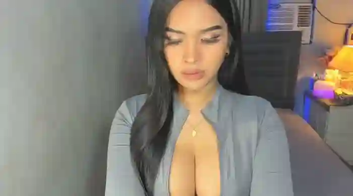 PrettyYoungHugeCockTS