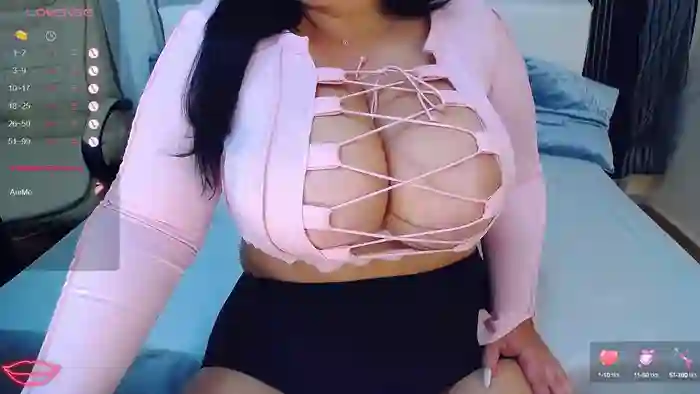 Valeri_wow_Boobs