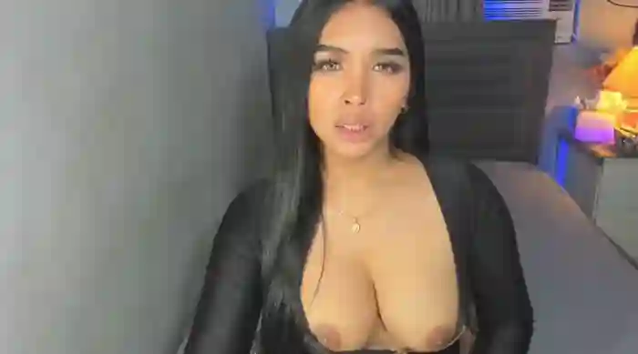PrettyYoungHugeCockTS