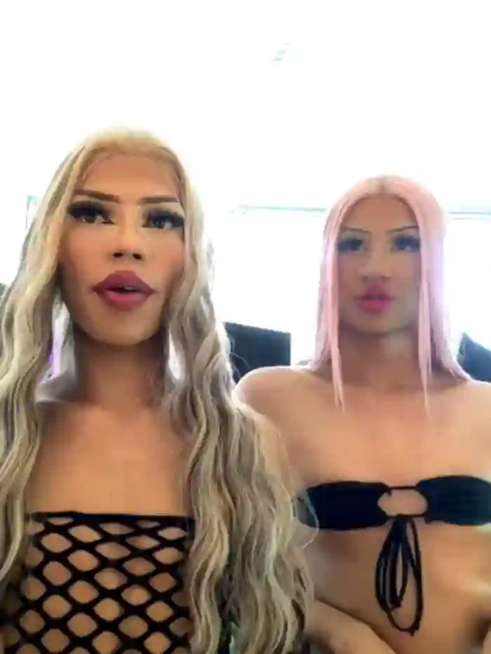 Valentine_And_Gabriela