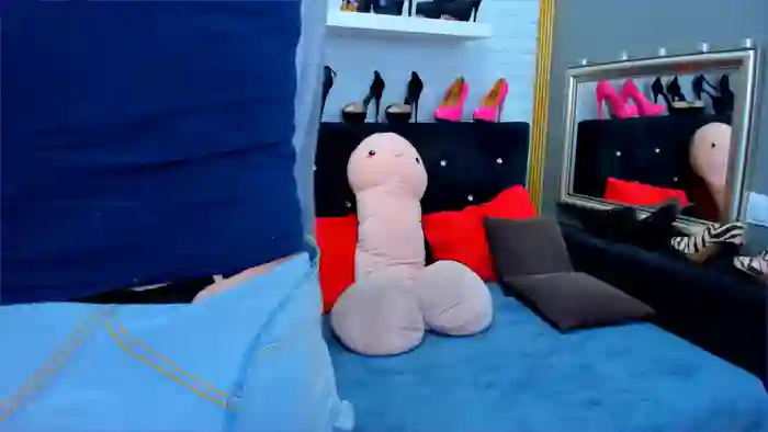 LauraSin
