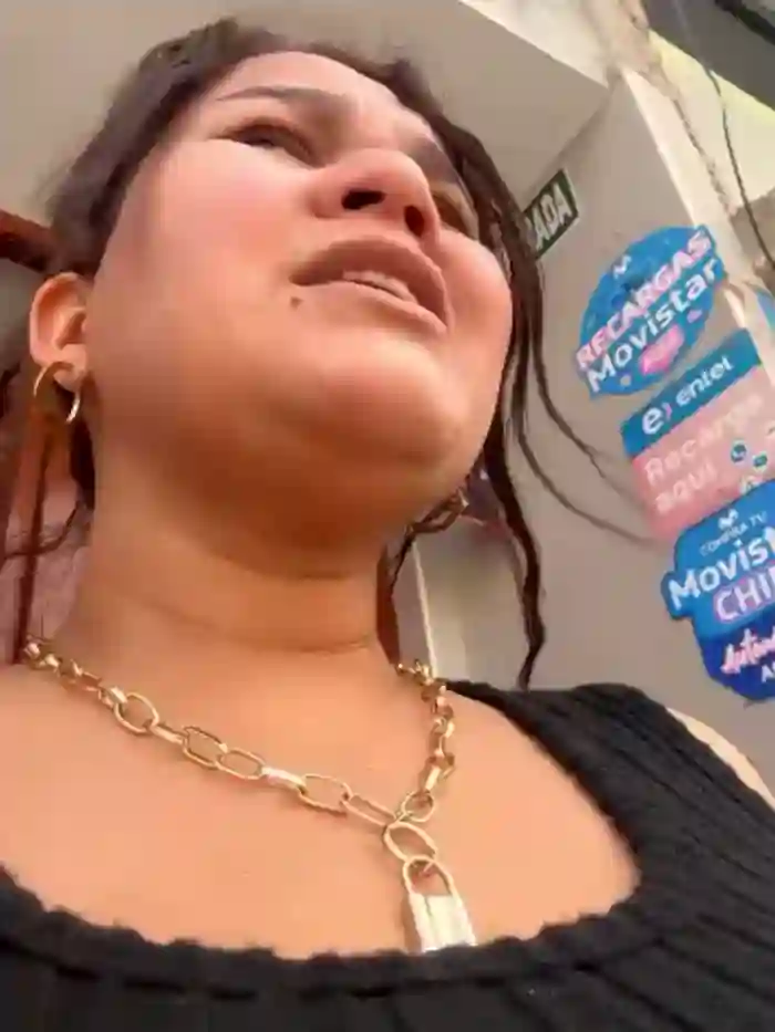 BUSTY-STORE-LAROSALIA1XXX