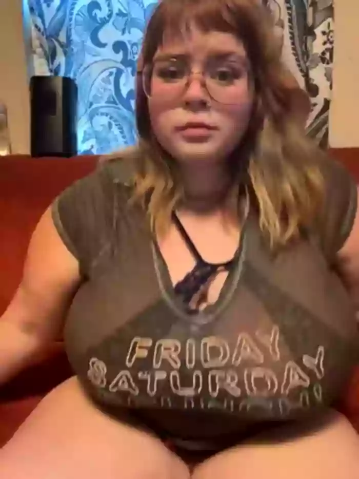 Big_Tit_Louisiana_Chik