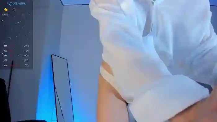 Naomi_52