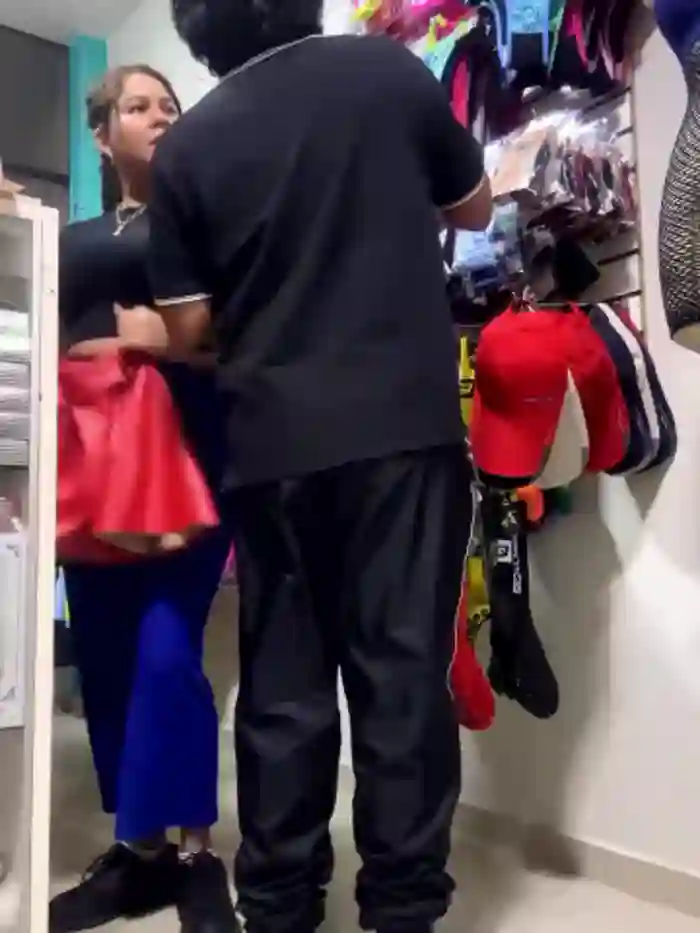 BUSTY-STORE-LAROSALIA1XXX