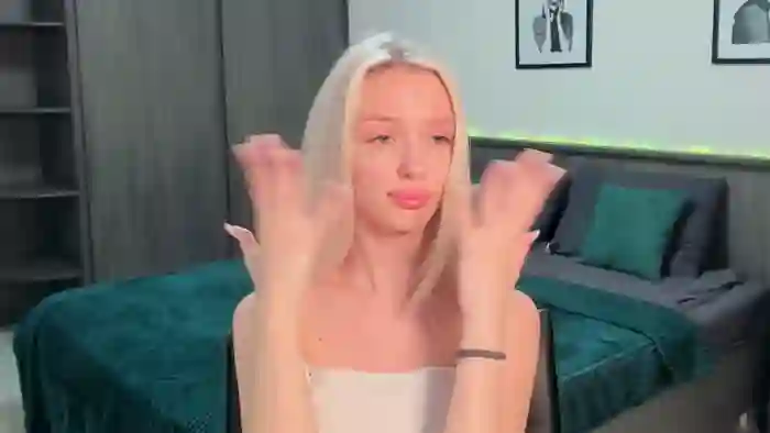 AleksaBlonde
