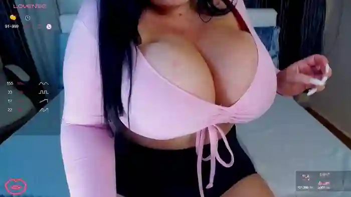 Valeri_wow_Boobs