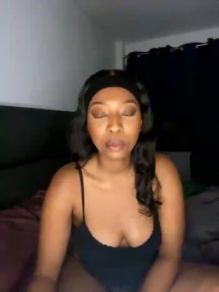 Queen_ellz