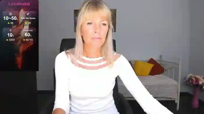 Anita_Tayson