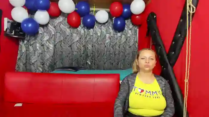 lesbiancuple